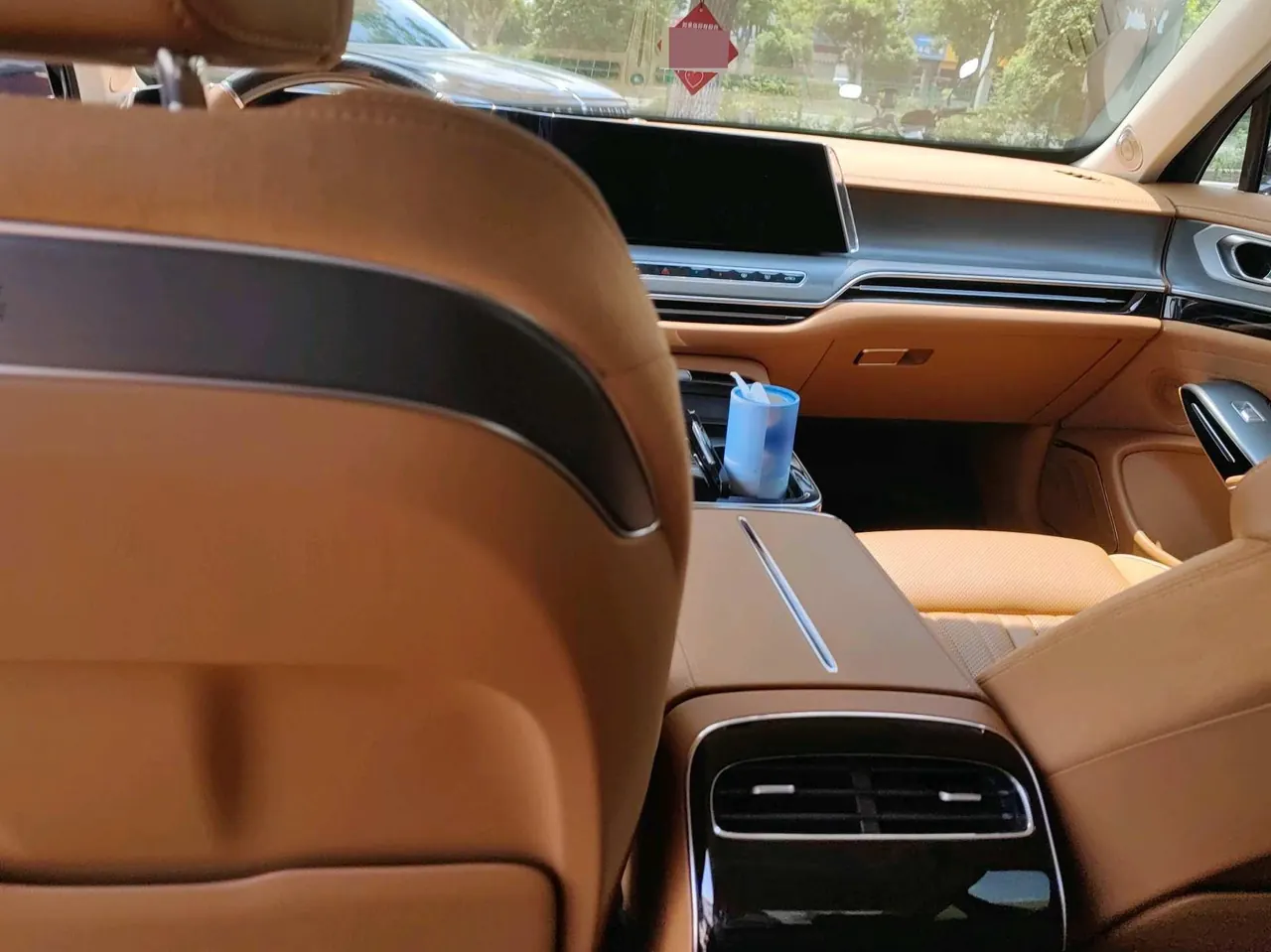 HongQi 2025 H9 48V 2.0T two-wheel drive flag smooth private fashion version 5 automatic gear 4