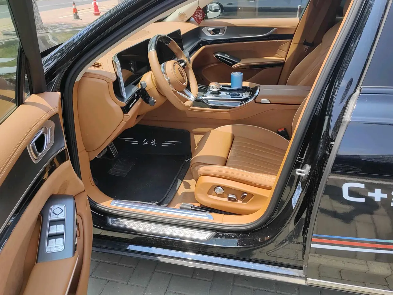 HongQi 2025 H9 48V 2.0T two-wheel drive flag smooth private fashion version 5 automatic gear 5