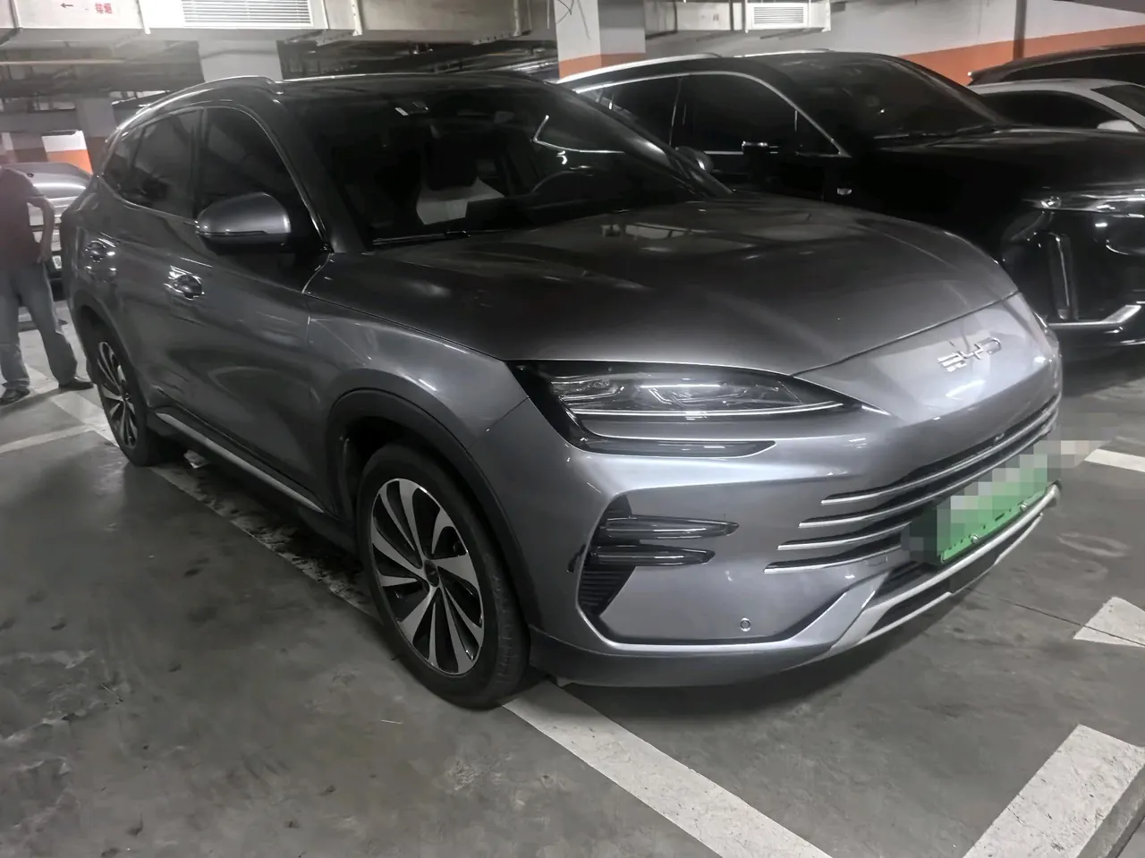 BYD 2023 Song PLUS DM-i 1.5 Stepless Champion Edition 110KM Flagship Automatic Gear 3