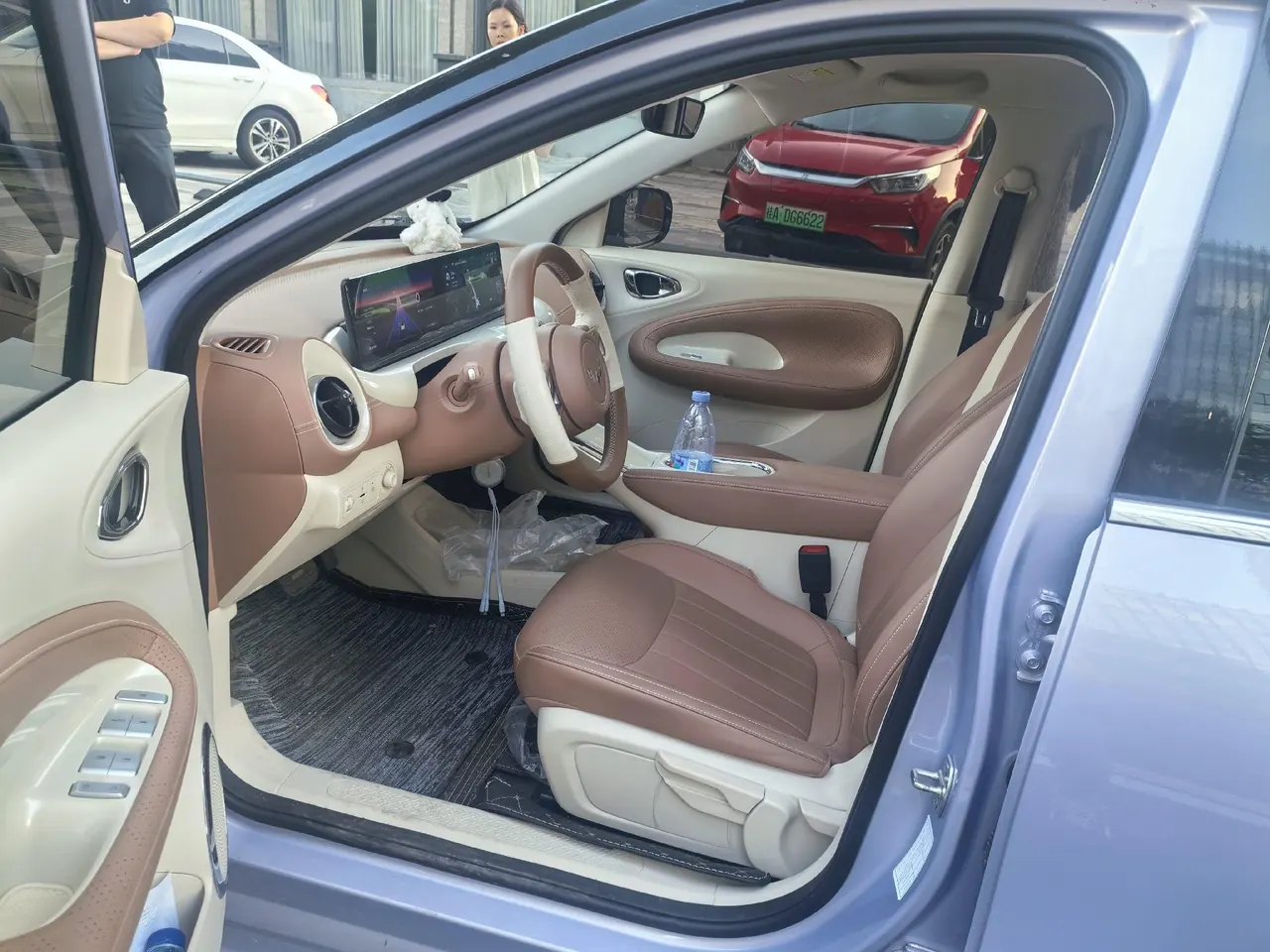 WuLing 2024 Plantronics 333km LingBox Connected Automatic Gear 6