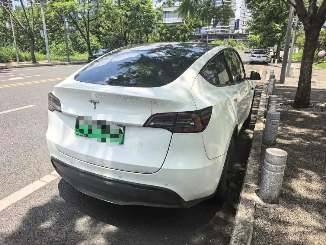 Tesla 2023 Model Y rear-wheel drive version automatic transmission 5