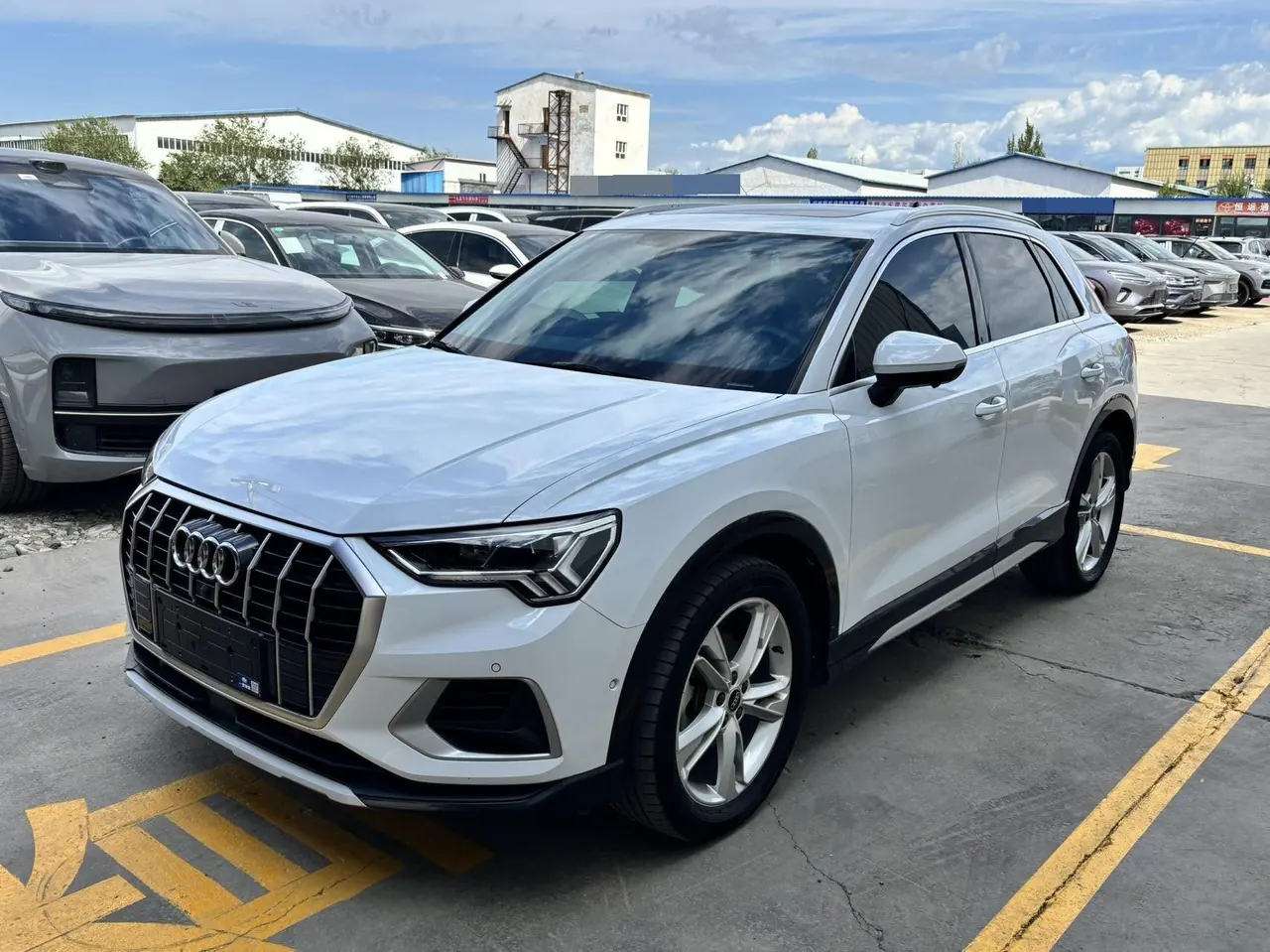 Audi 2022 Q3 1.4TFSI 35TFSI Fashion Dynamic Automatic - View 1