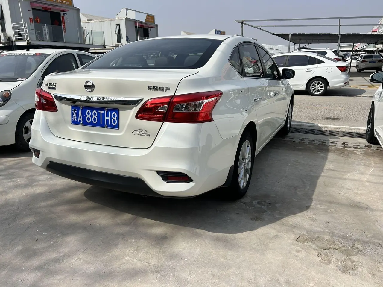 Nissan 2022 Sylphy Classic 1.6 Stepless XL Deluxe Automatic Gear 4