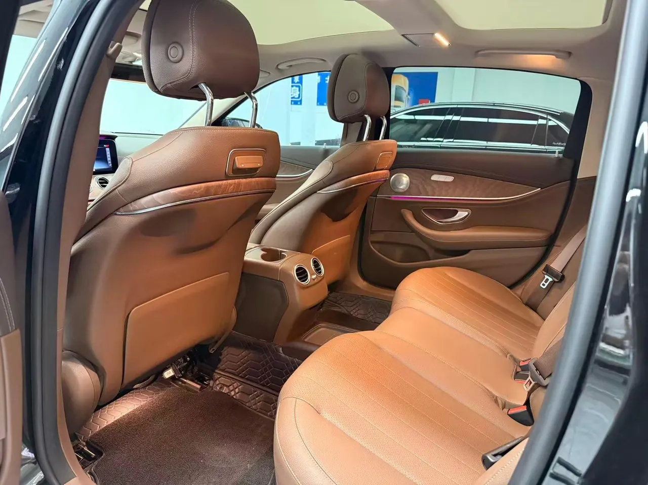 Mercedes Benz E-Class 2020 E 300 L 2.0T Fashion Automatic Gear 5