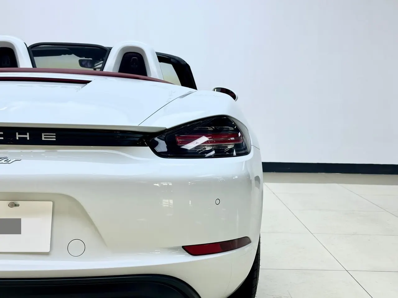 Porsche 718 (Imported) 2020 718 Boxer 2.0T Automatic 7