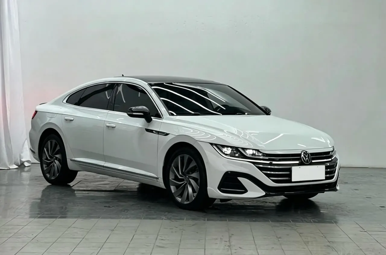 Volkswagen 2021 CC 2.0TSI 380TSI eye-catching automatic gear 2