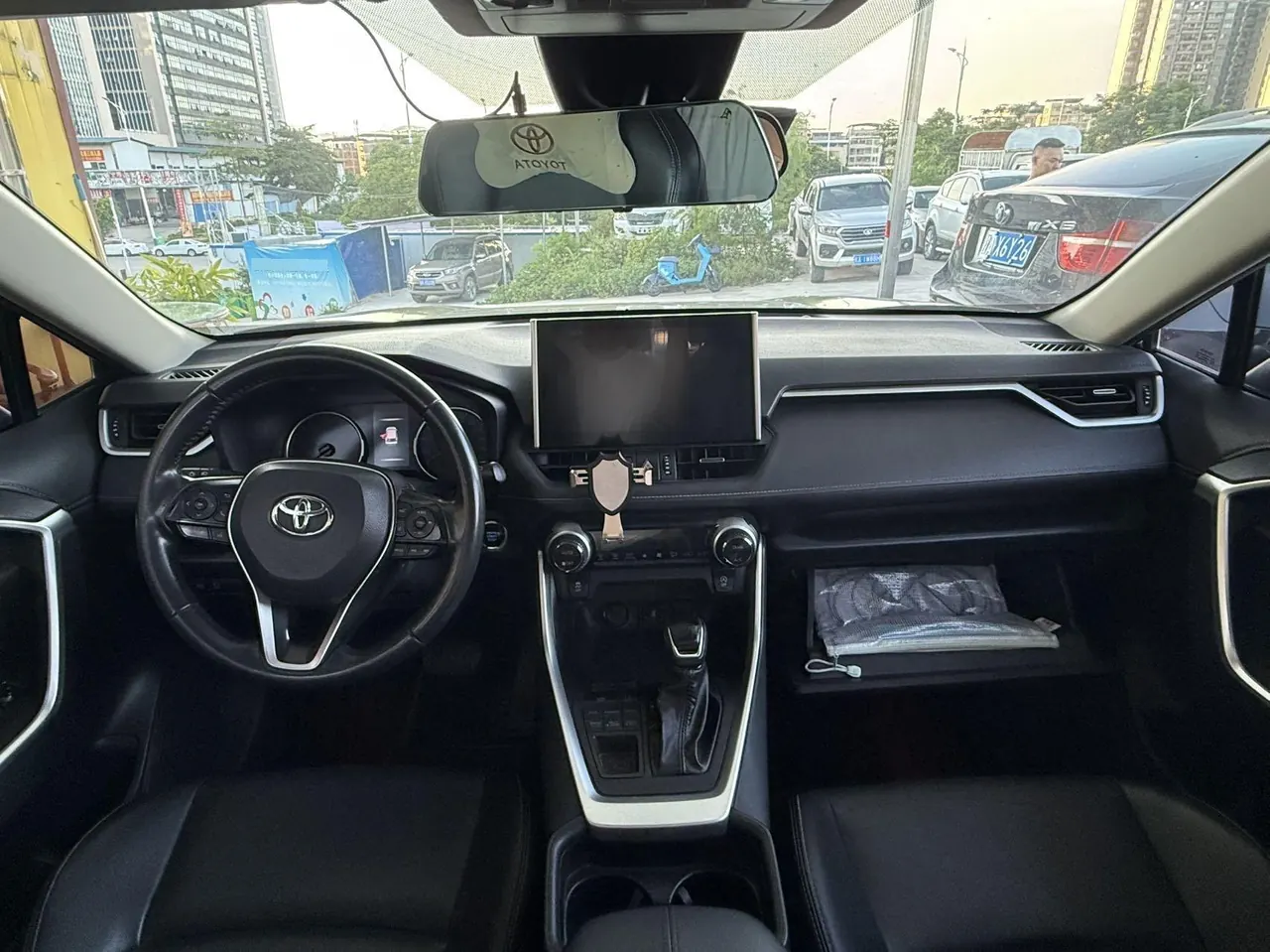 Toyota 2022 Wilanda 2.0 Stepless Four-wheel Drive Luxury PLUS Edition Automatic Gear 7