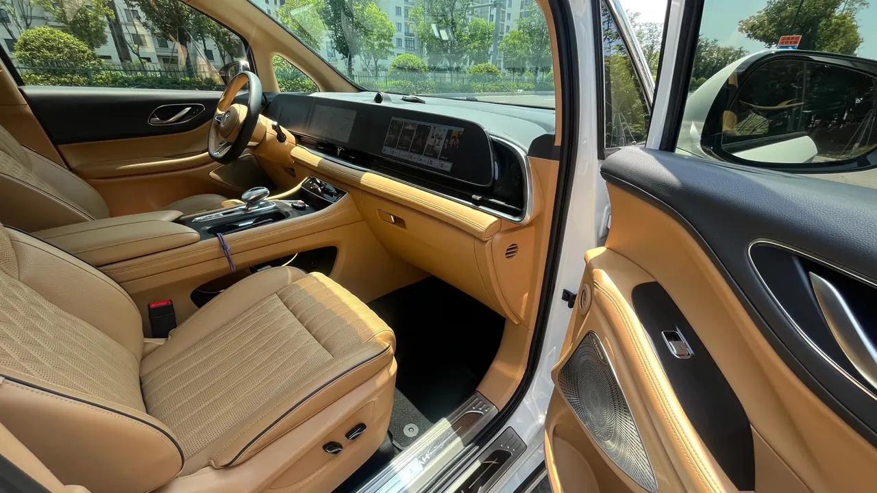 Voyah 2022 Dreamers 0 Carbon Edition Dream Smart Enjoying Pack Automatic Gear 3