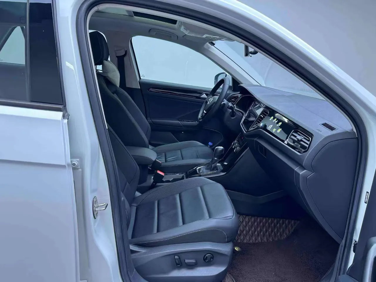 Volkswagen 2022 Tange 1.4TSI 280TSI Two-Drive Comfortable PLUS Automatic Gear 4
