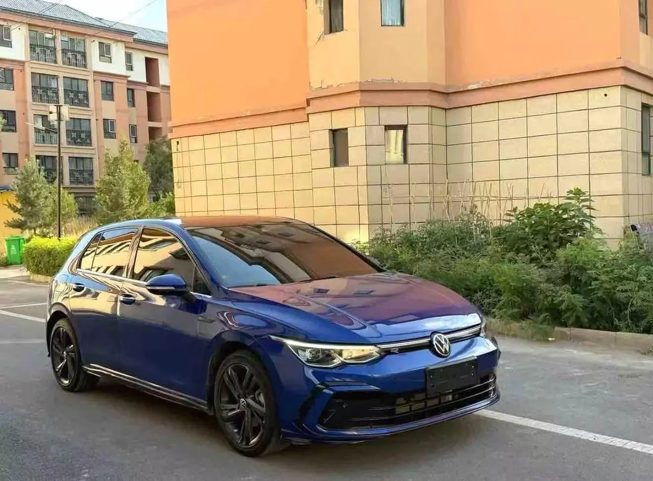 Volkswagen 2021 Golf 8 R-Line 1.4TSI 280TSI Automatic 5