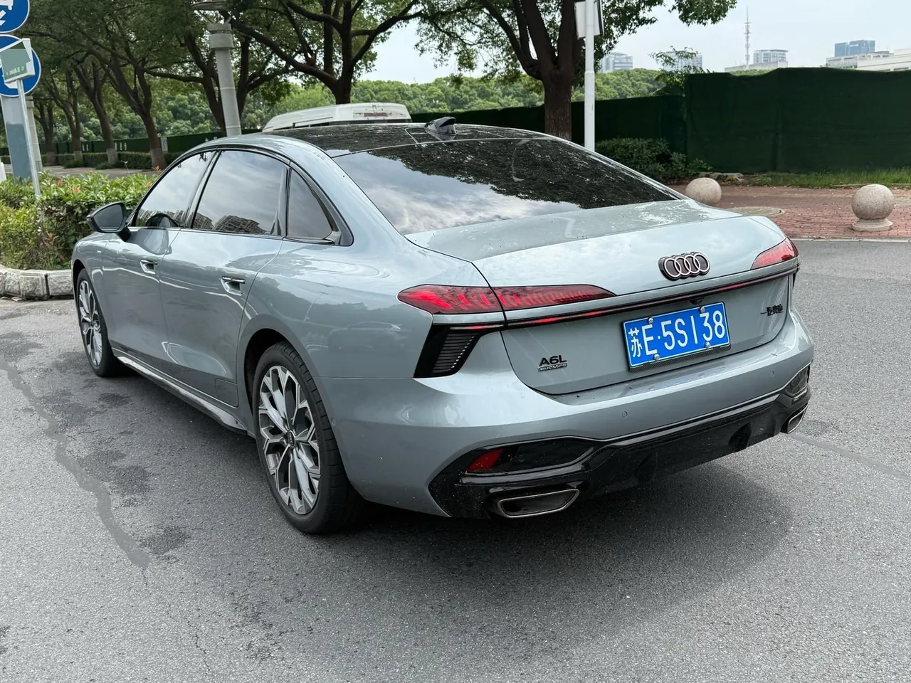 Audi 2026 A6L 2.0T Quattro Enjoy Dynamic Automatic 14