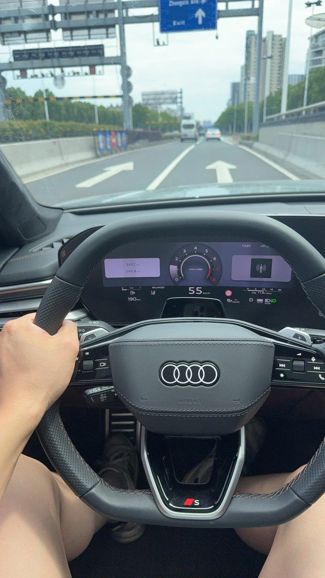 Audi 2026 A6L 2.0T Quattro Enjoy Dynamic Automatic 15