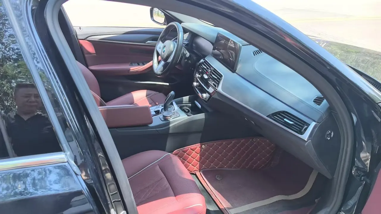 BMW 5 Series 2022 530Li 2.0T Leading M Sports Suit (Modified) Automatic Gear 4