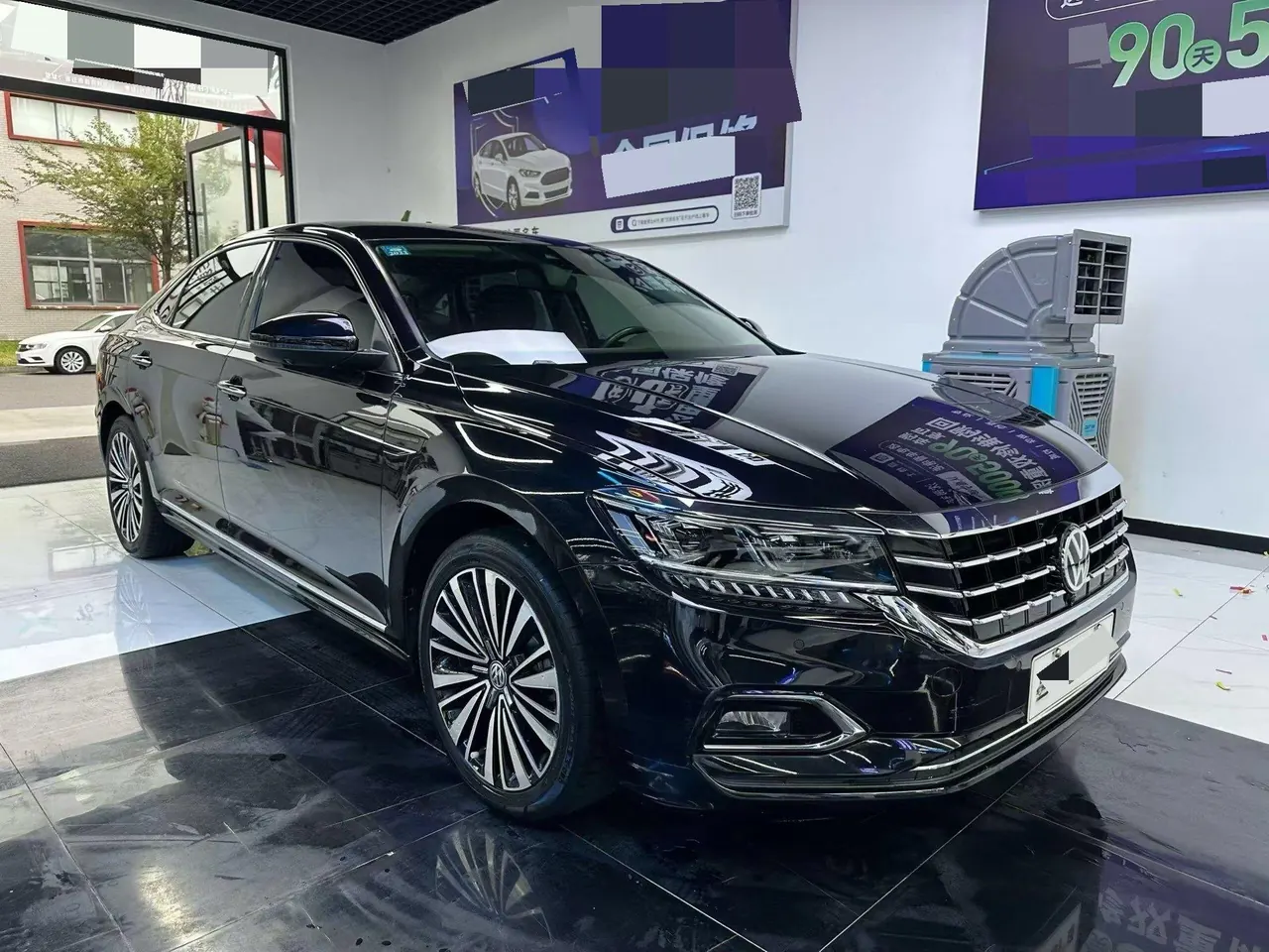 Volkswagen 2020 Passat 2.0TSI 330TSI Premium Edition Automatic Gear 3