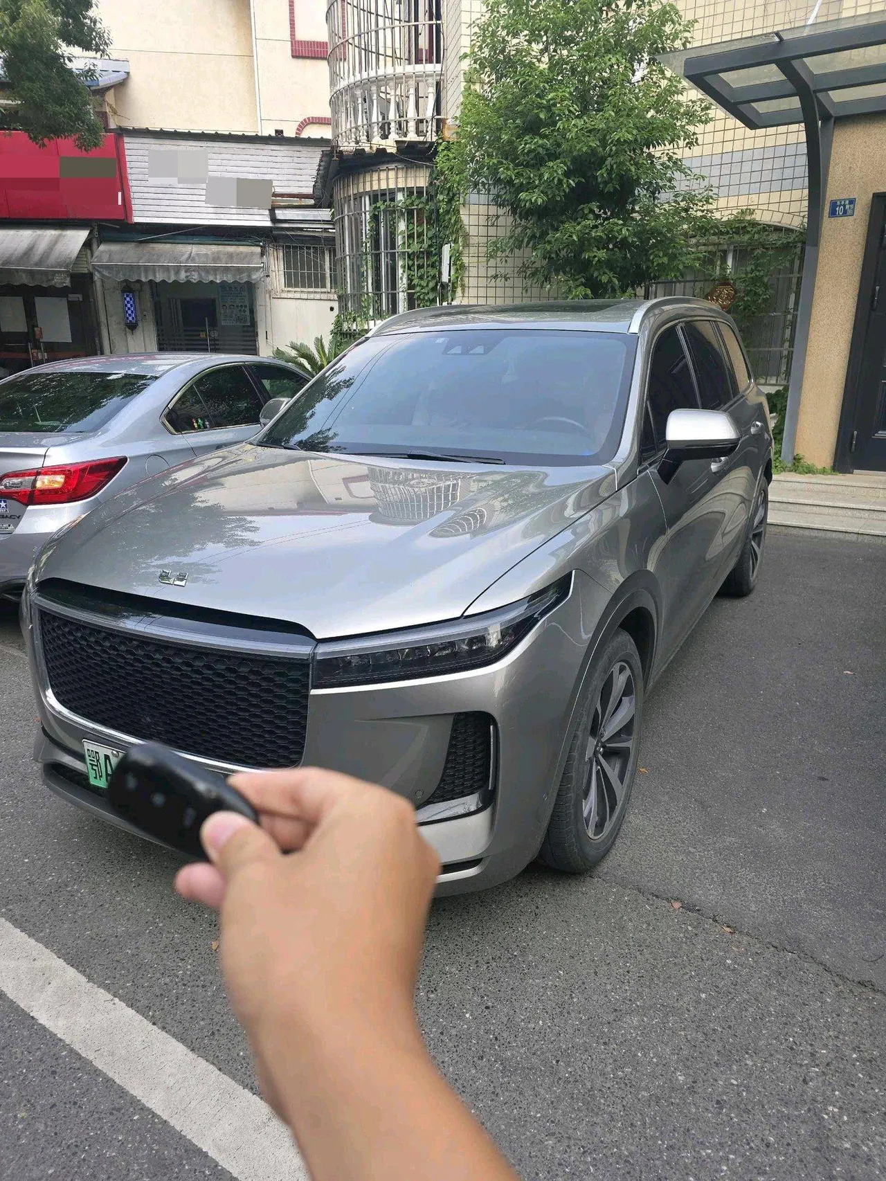 Li 2020 ONE 1.2T extended range 6-seat automatic gear 2