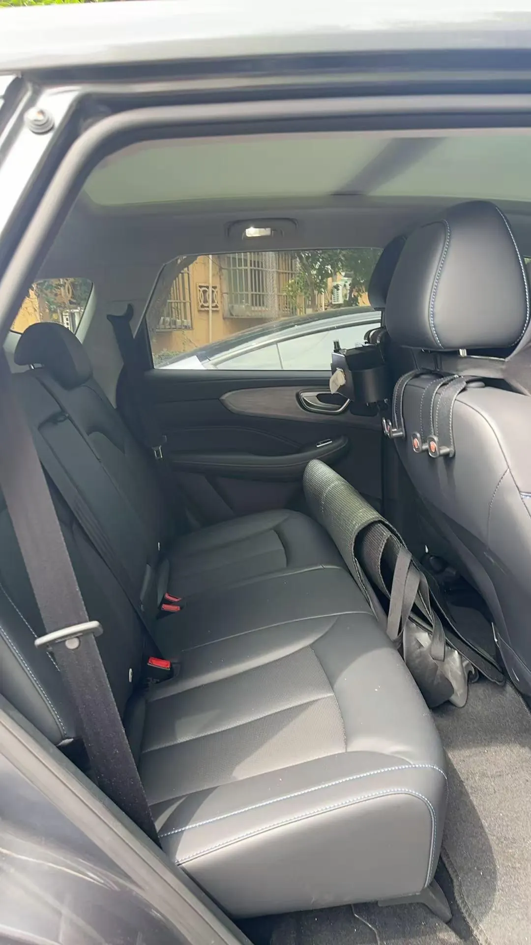 Roewe 2025 RX5 PLUS 1.5TGI 330TGI Lingchao Zhihui Edition Automatic Gear 5