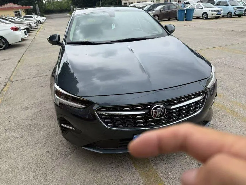 Buick 2020 Regal 1.5T 552T Luxury Automatic Gear 2
