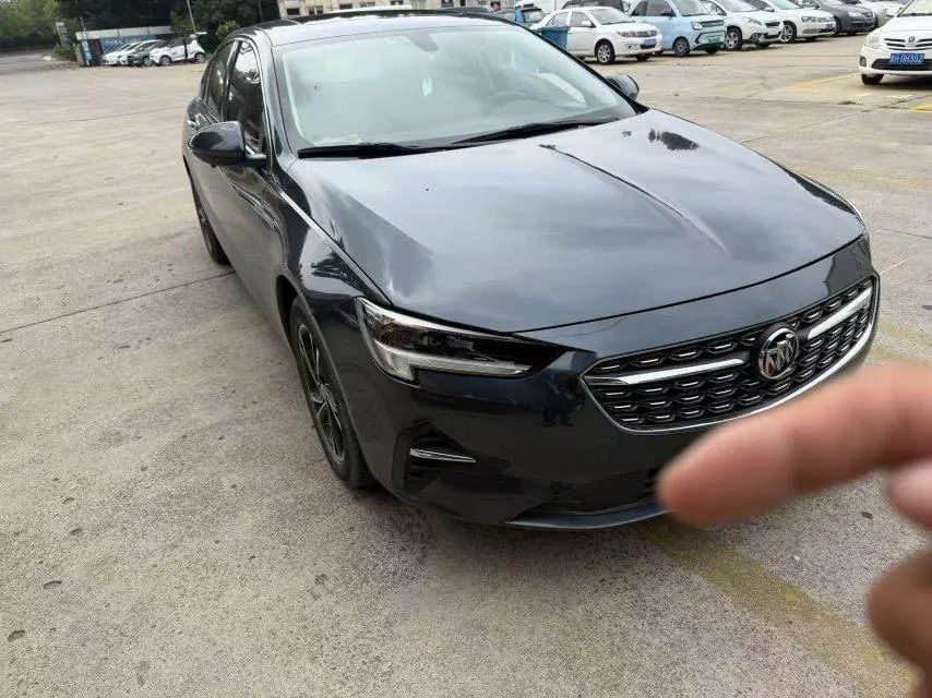 Buick 2020 Regal 1.5T 552T Luxury Automatic Gear 3