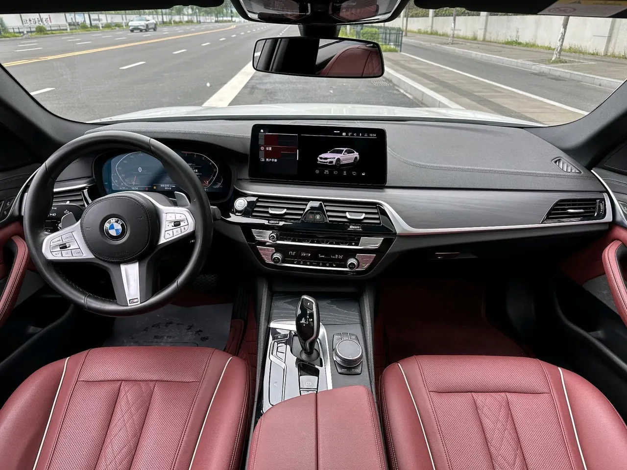 BMW 5 Series 2022 530Li 2.0T Leading M Sports Suit (Change 2) Automatic Gear 12