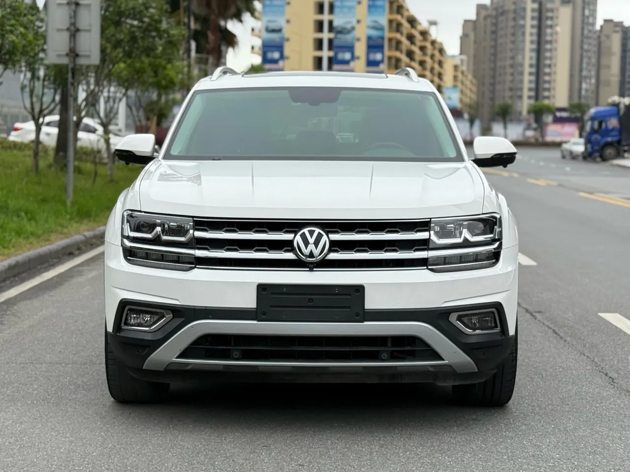 Volkswagen 2020 Tuang 2.0TSI 380TSI Four-wheel Drive Deluxe Edition Automatic Gear 2