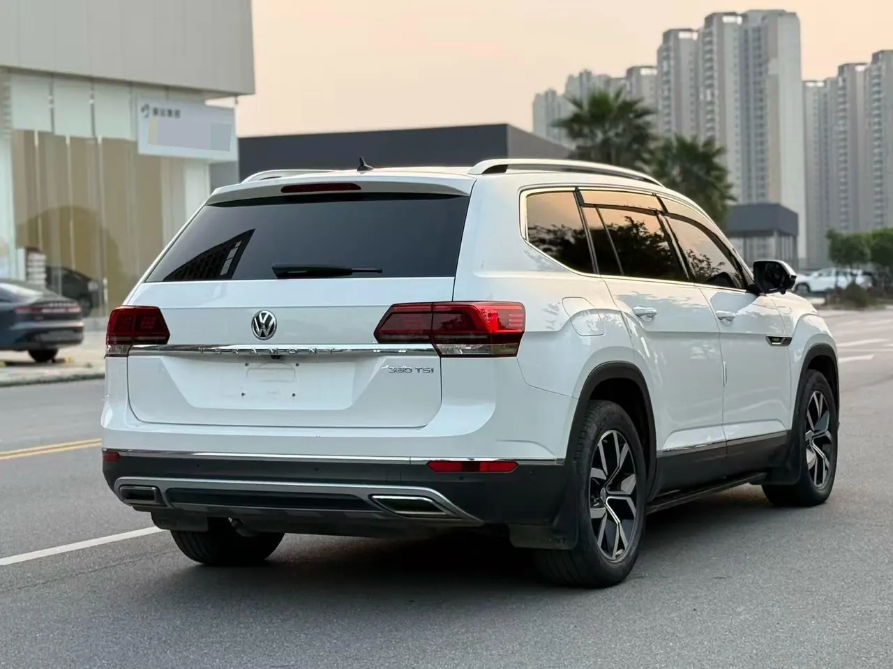 Volkswagen 2020 Tuang 2.0TSI 380TSI Four-wheel Drive Deluxe Edition Automatic Gear 4