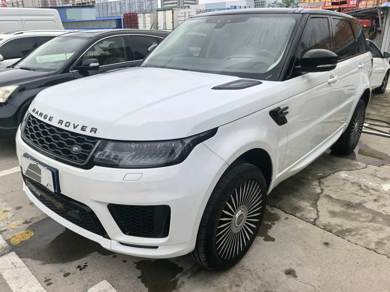 Open image lightbox: Land Rover Range Rover Sport (Imported) 2020 Range Rover Sport 48V 3.0T L6 HSE Dynamic Automatic