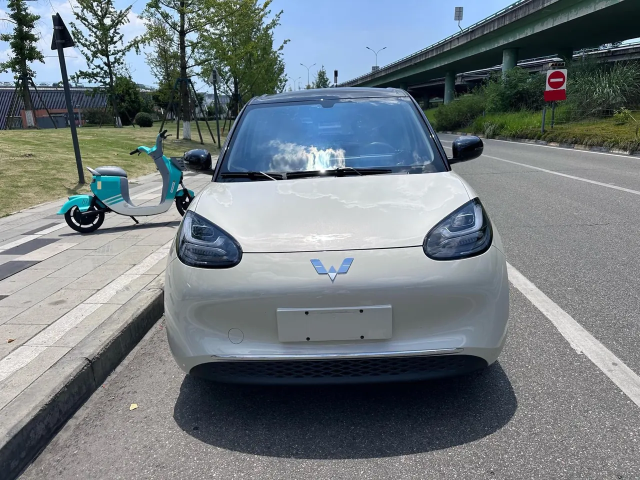 WuLing 2025 Plantronics 333km LingBox Connected Automatic Gear 2