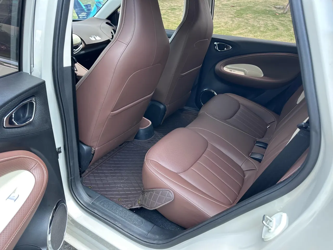 WuLing 2025 Plantronics 333km LingBox Connected Automatic Gear 7