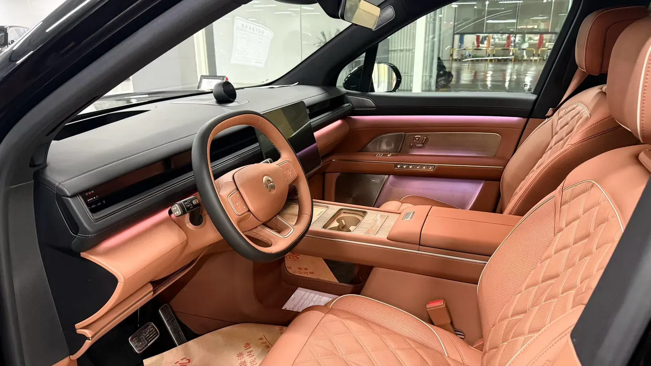 NIO 2026 ES8 6-seat executive deluxe automatic gear 4