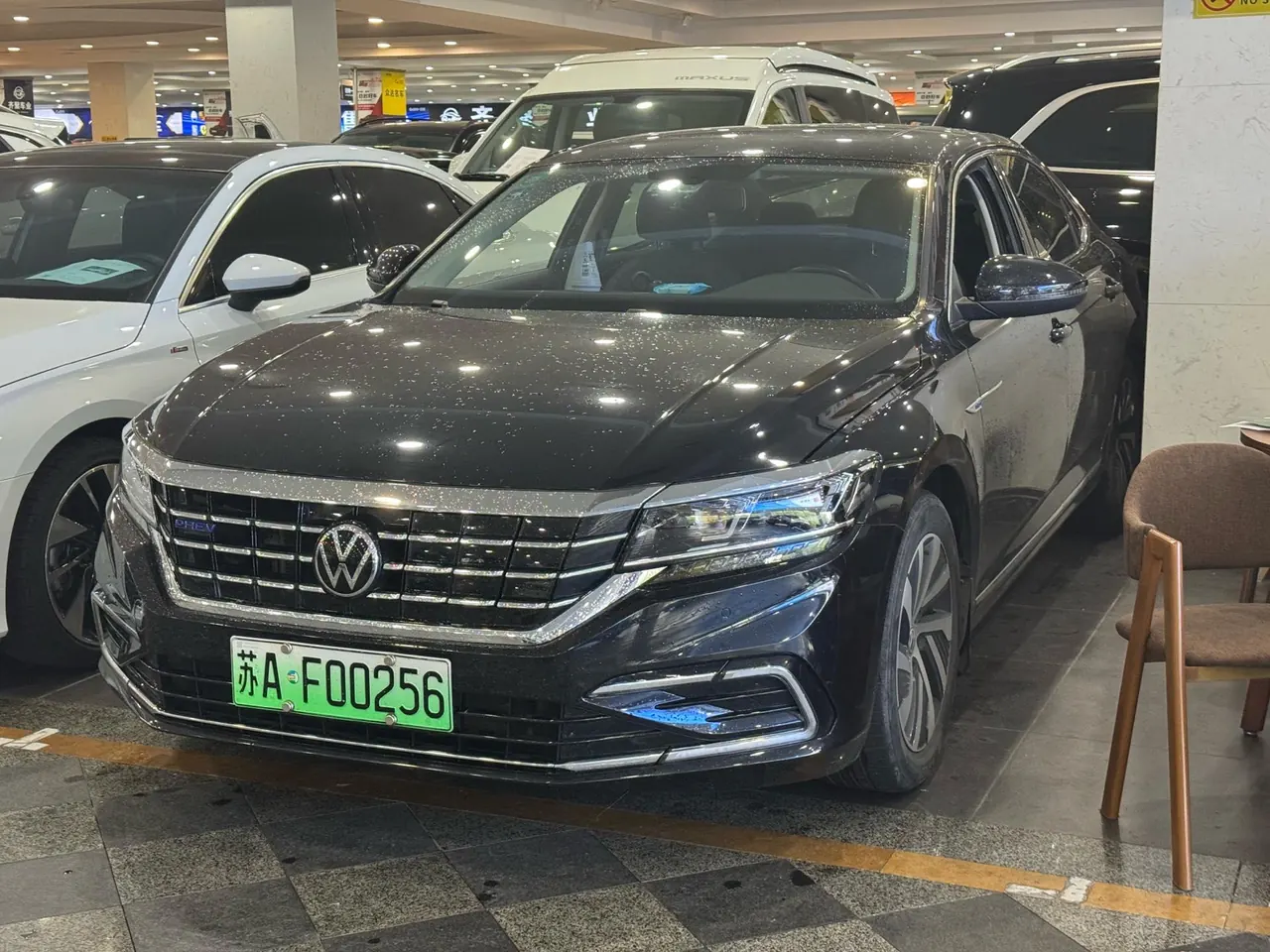 Open image lightbox: Volkswagen Passat New Energy 2020 Passat PHEV 1.4T Elite Automatic Gear