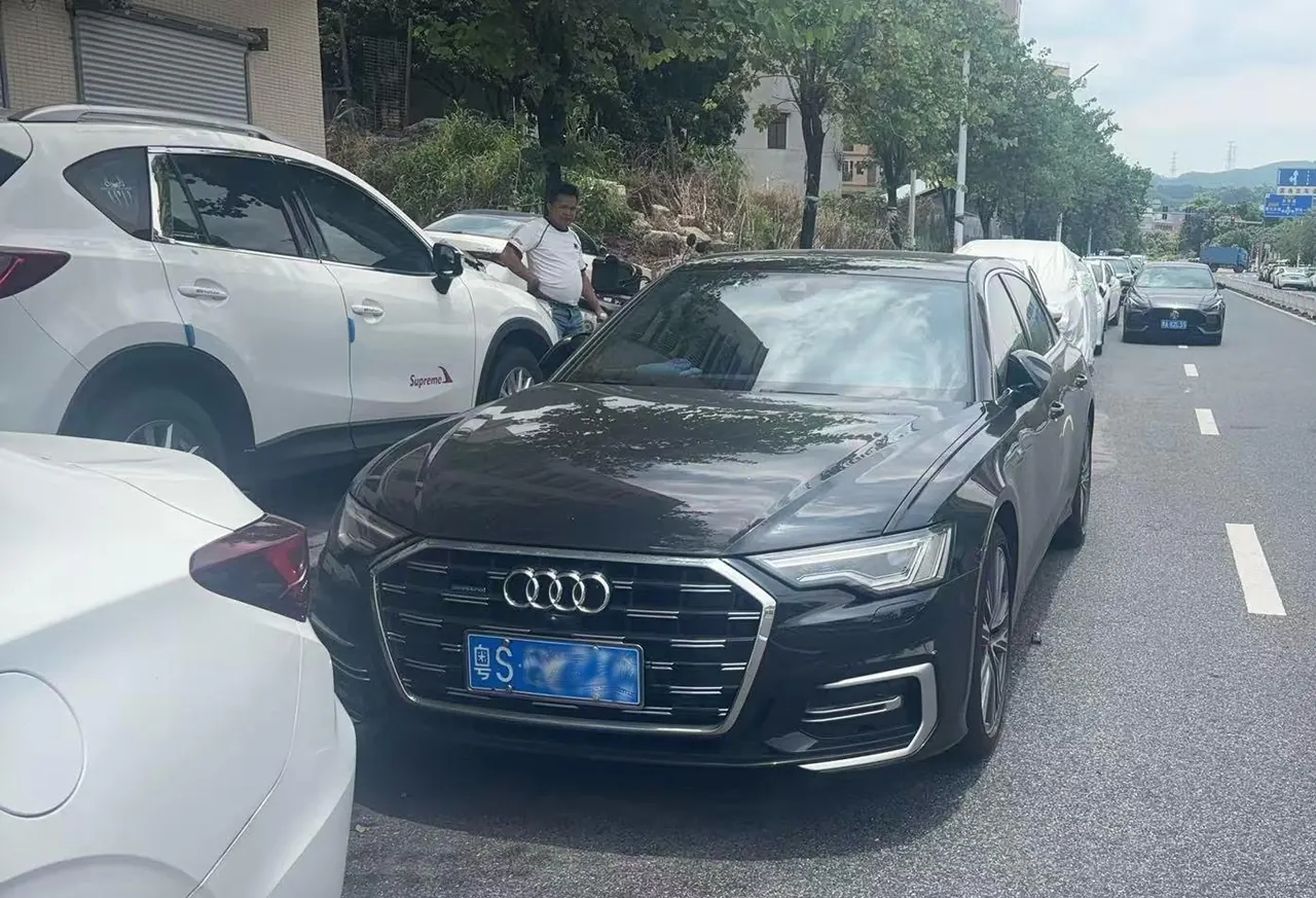 Audi 2025 A6L 2.0TFSI 45TFSI Quattro Selected Dynamic (Modified) Automatic Gear - View 1