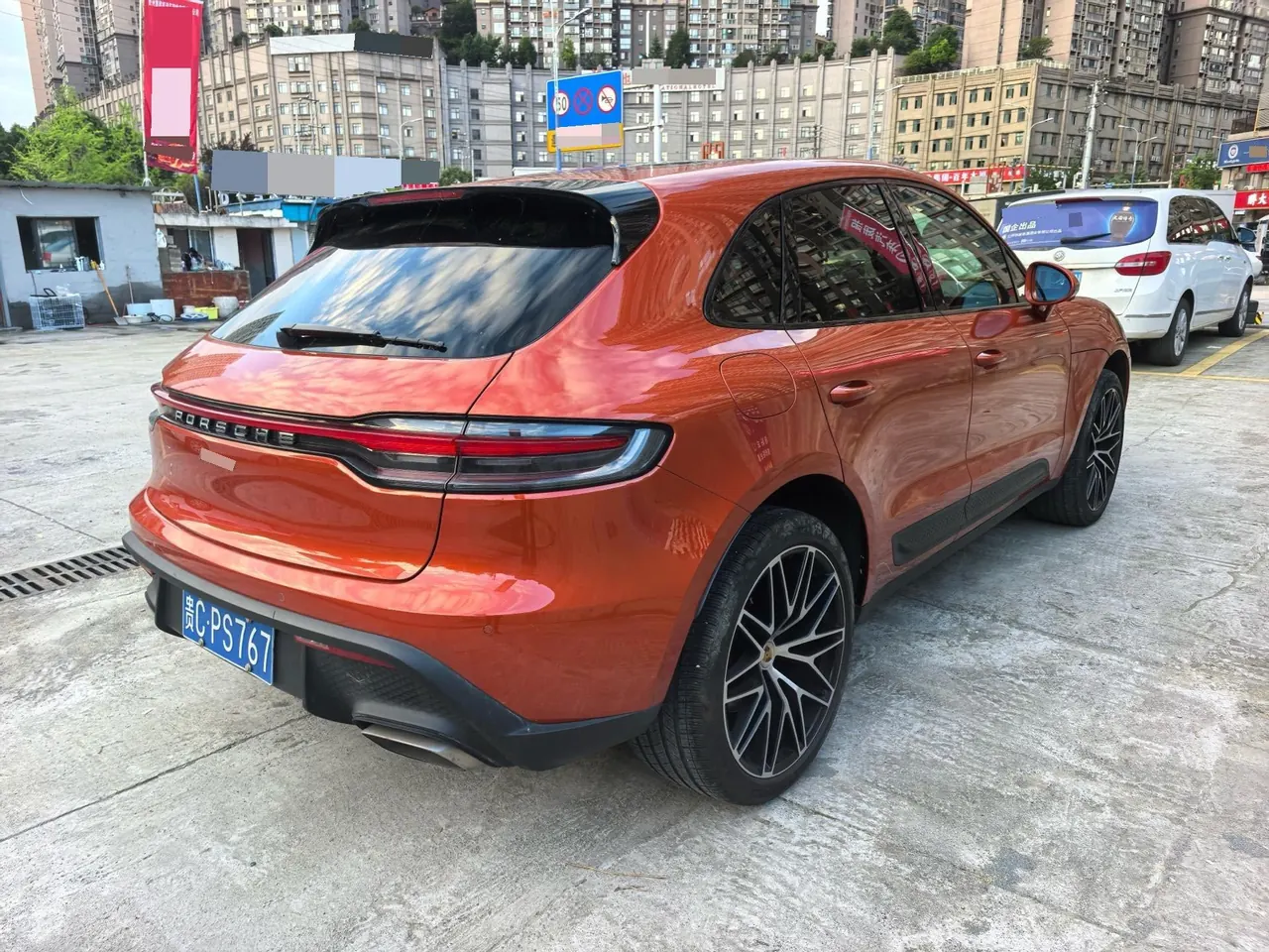 Porsche Macan (Imported) 2022 Macan 2.0T Automatic Gear 6