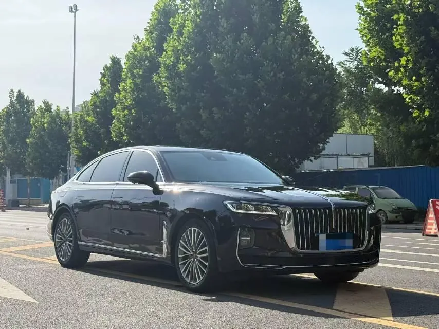 HongQi 2020 H9 48V 2.0T Zhilian Qi Chang Edition Automatic Gear 4