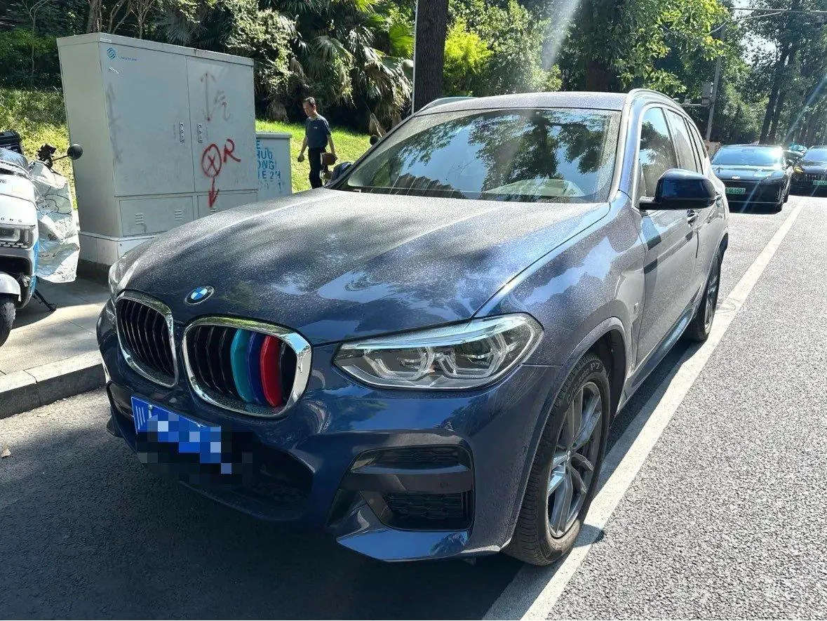 Open image lightbox: BMW 2020 X3 xDrive28i 2.0T M sports suit automatic gear