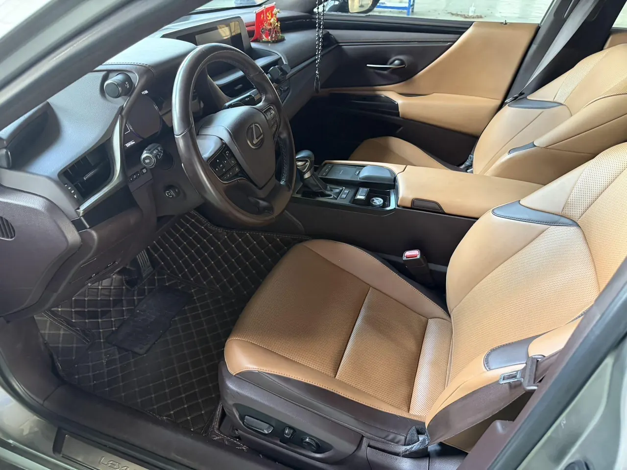 Lexus ES (Imported) 2020 ES200 2.0 Stepless Premium Edition Automatic Gear 4