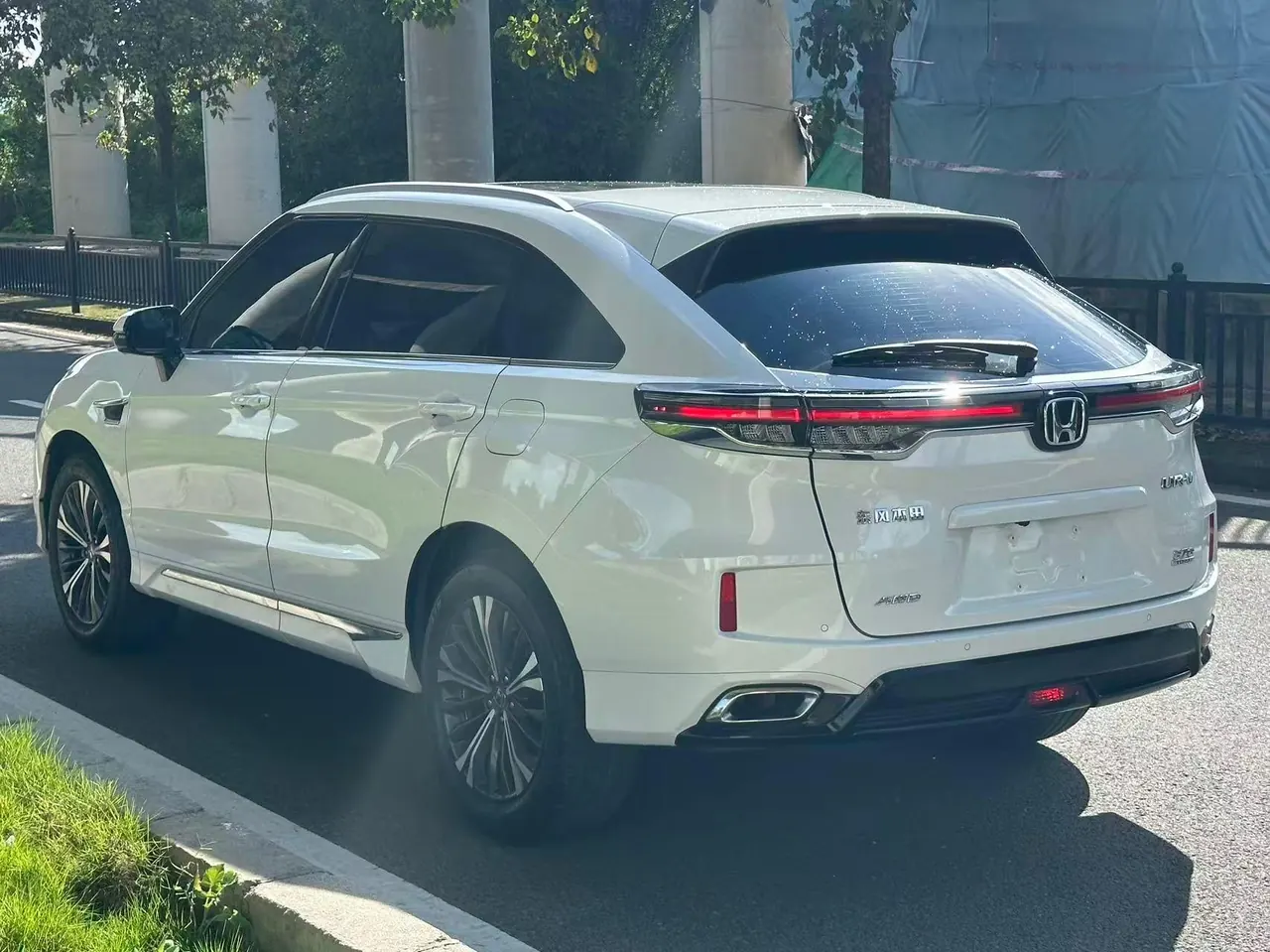 Honda 2020 UR-V 2.0T 370TURBO 4-wheel drive automatic gear 10