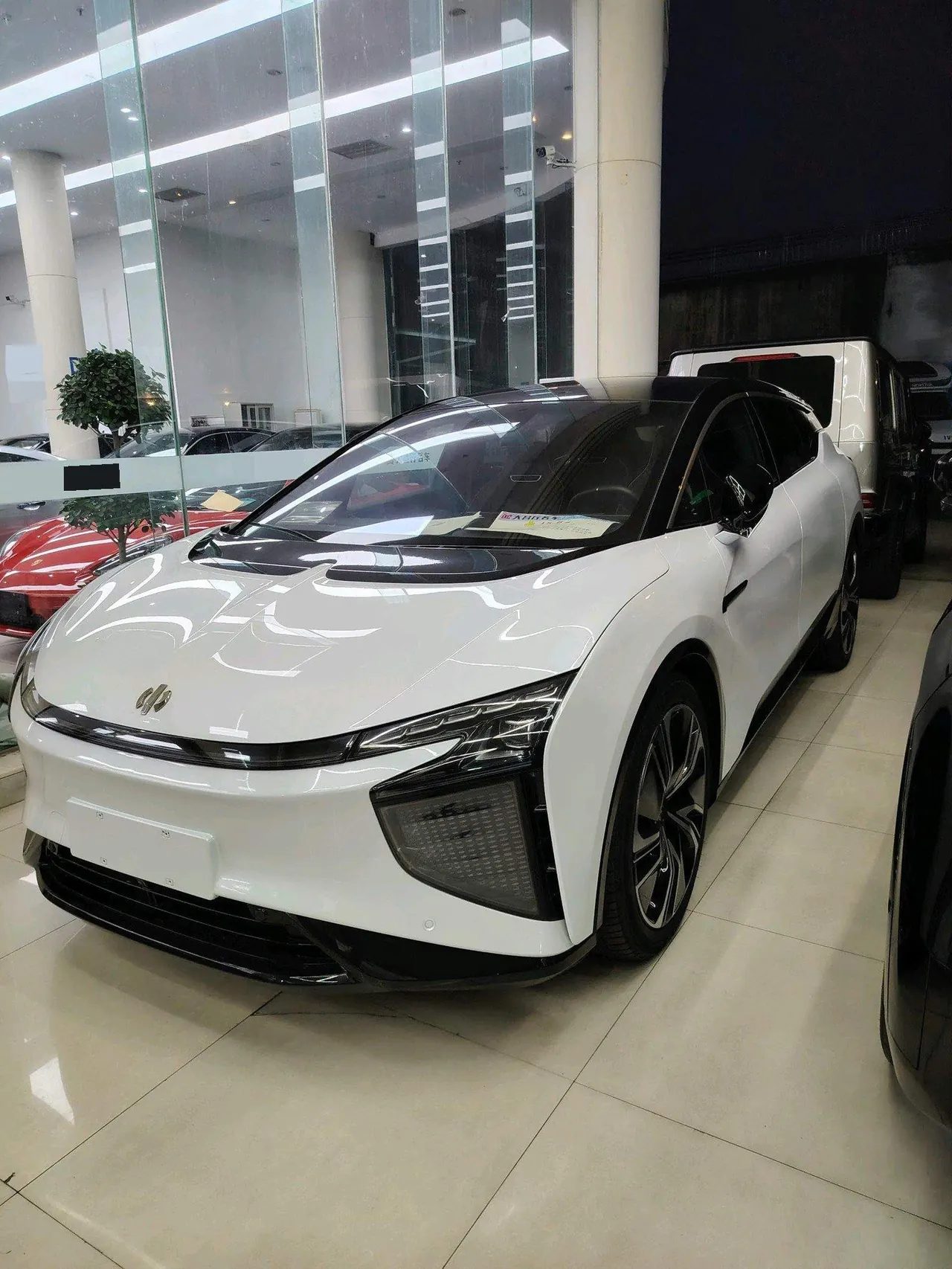 Open image lightbox: HiPhi 2022 HiPhi X Zhiyuan Edition 6-seat Long Endurance Edition Automatic Gear