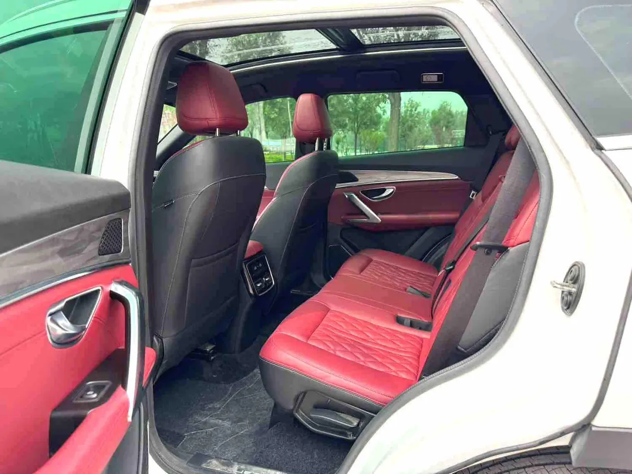 Jetour 2023 X70 PLUS 1.6T Strong 5-seat Automatic Gear 10