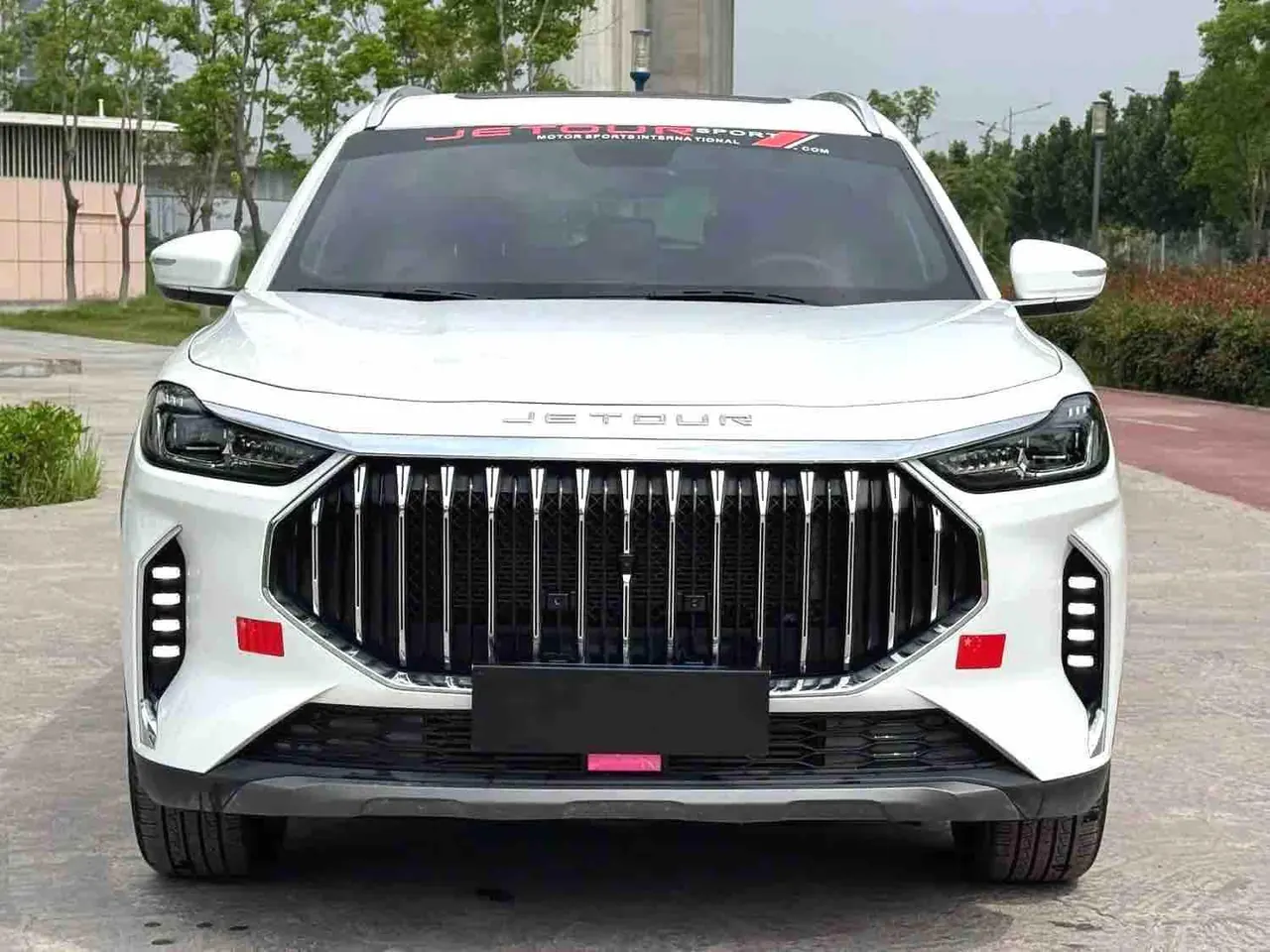 Jetour 2023 X70 PLUS 1.6T Strong 5-seat Automatic Gear 2