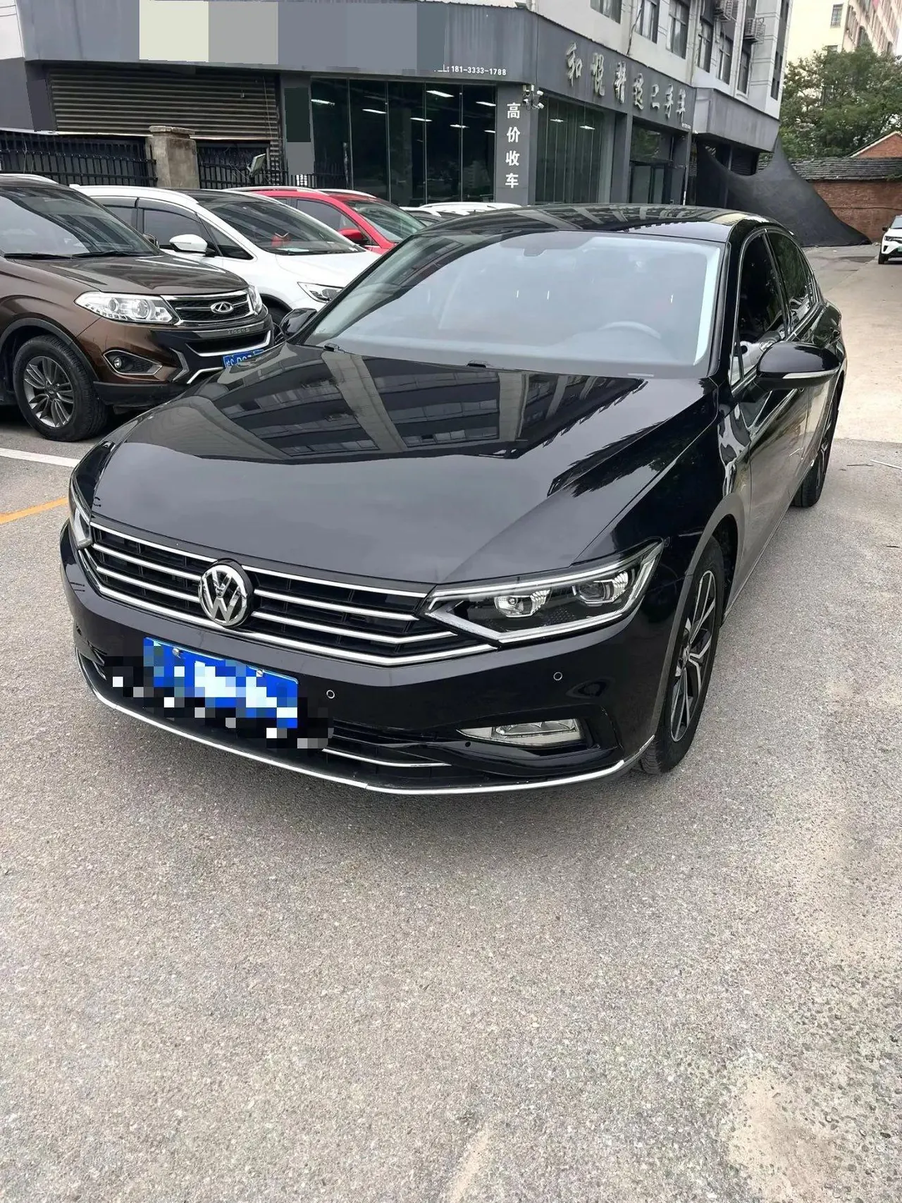 Volkswagen 2020 Magotan 2.0TSI 330TSI luxury automatic transmission - View 1