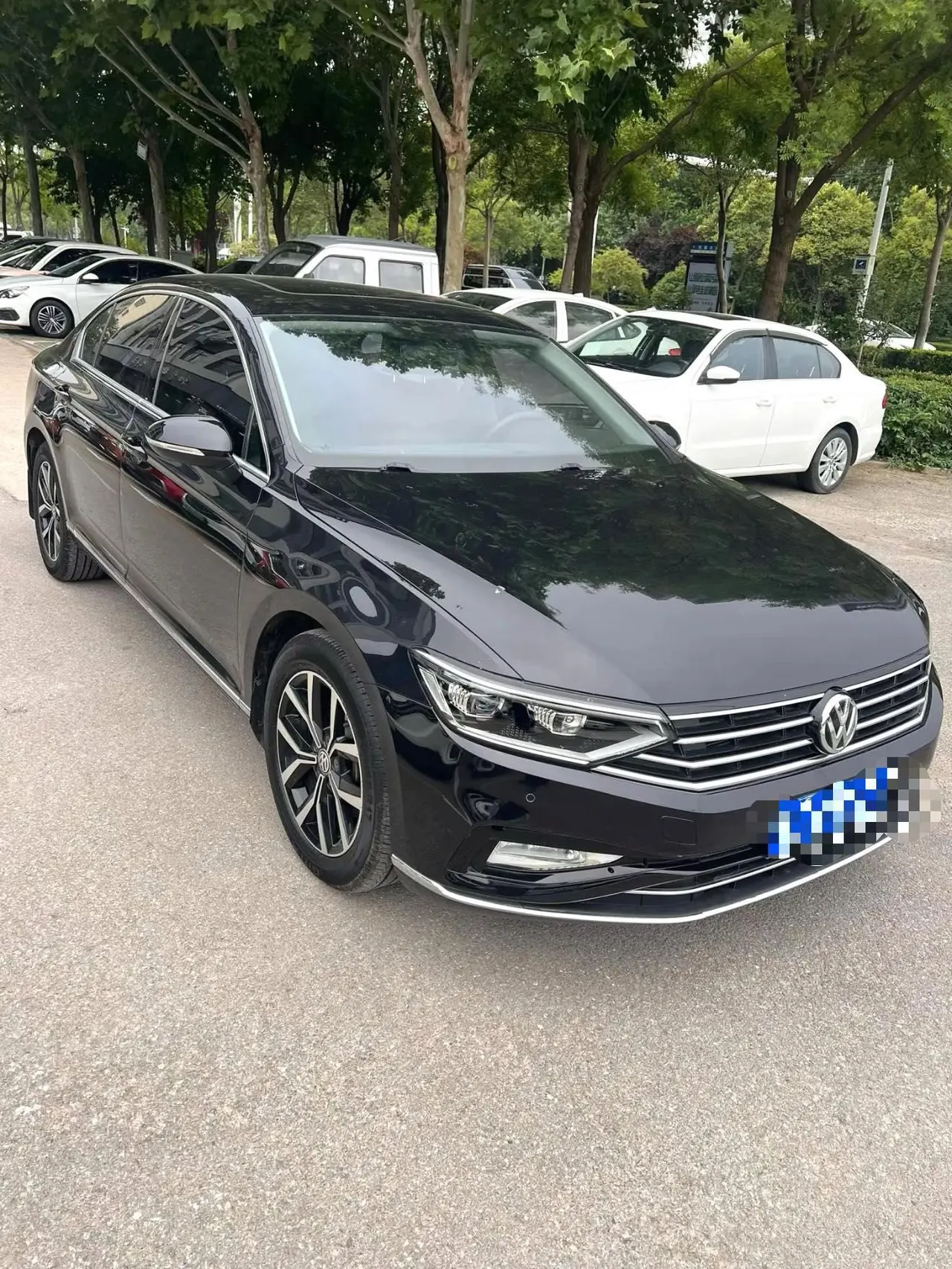 Volkswagen 2020 Magotan 2.0TSI 330TSI luxury automatic transmission 2
