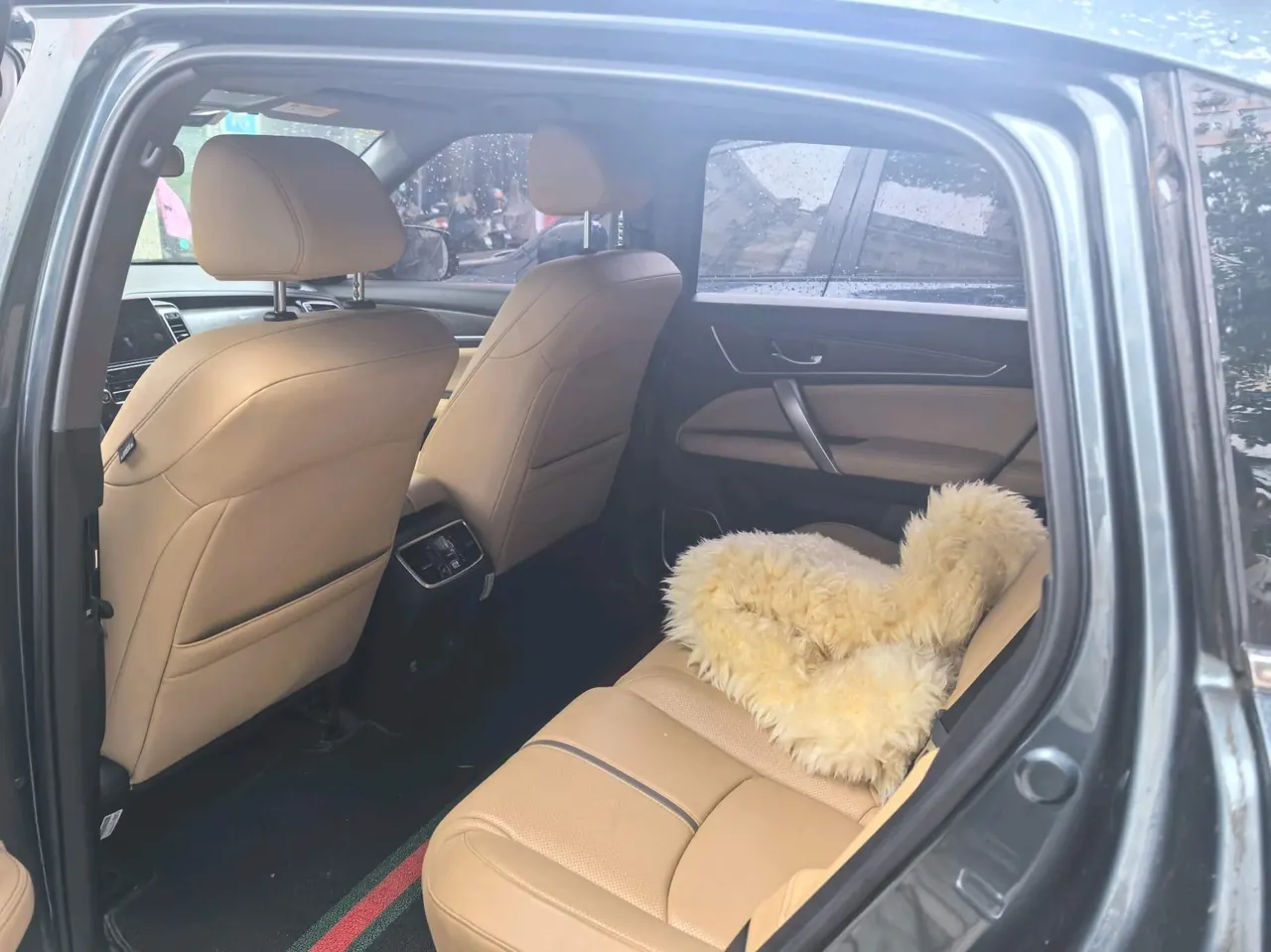 Honda 2020 UR-V 2.0T 370TURBO two-drive elegant version of automatic gear 4