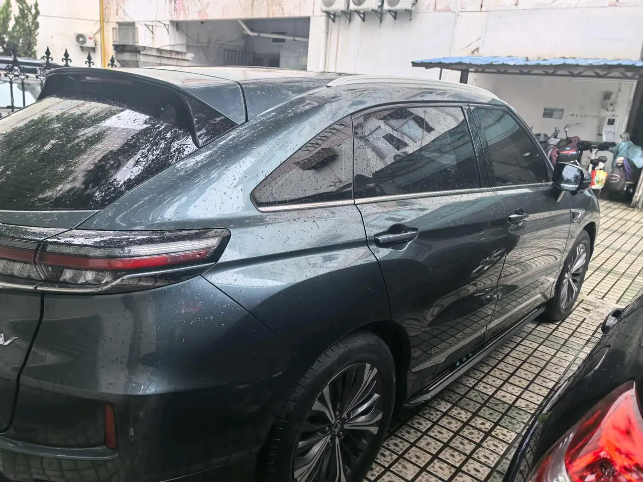 Honda 2020 UR-V 2.0T 370TURBO two-drive elegant version of automatic gear 7