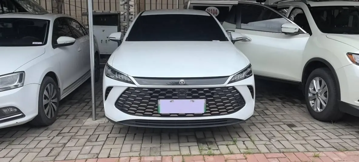 BYD 2025 Qin PLUS DM-i 1.5 stepless intelligent driving version 55KM leading automatic gear 4