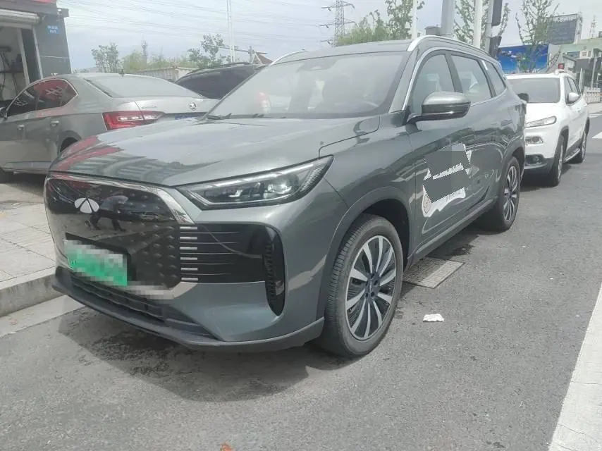 Open image lightbox: Chery 2025 Fengyun T8 1.5T 130km Premium Edition 5-seat Automatic Gear