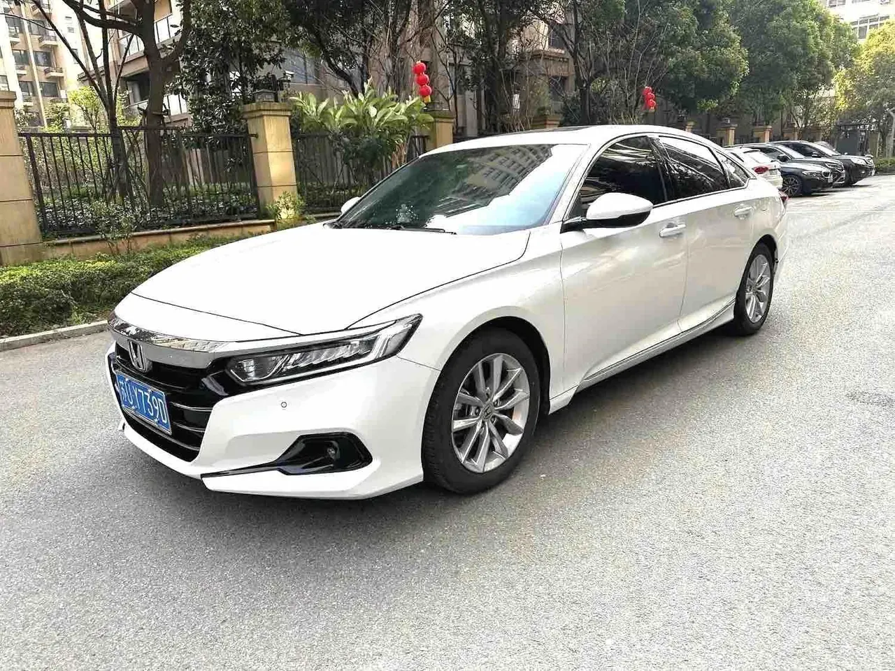 Honda 2022 10th Generation Accord 1.5T Stepless 260TURBO Deluxe Automatic Gear - View 1