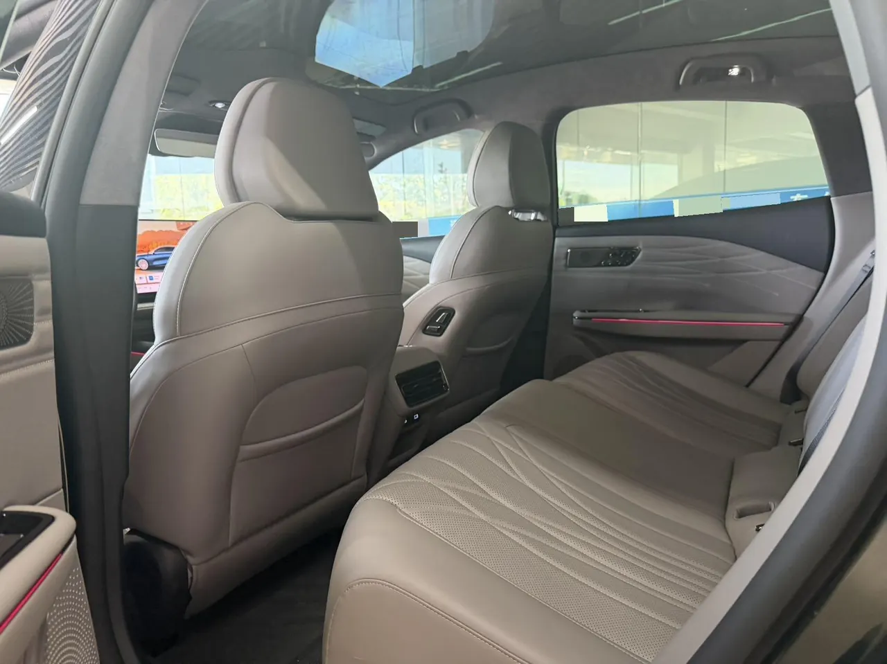 Geely Galaxy 2025 Xingyao 8 EM-P 1.5T 130km Starship Edition Automatic Gear 8