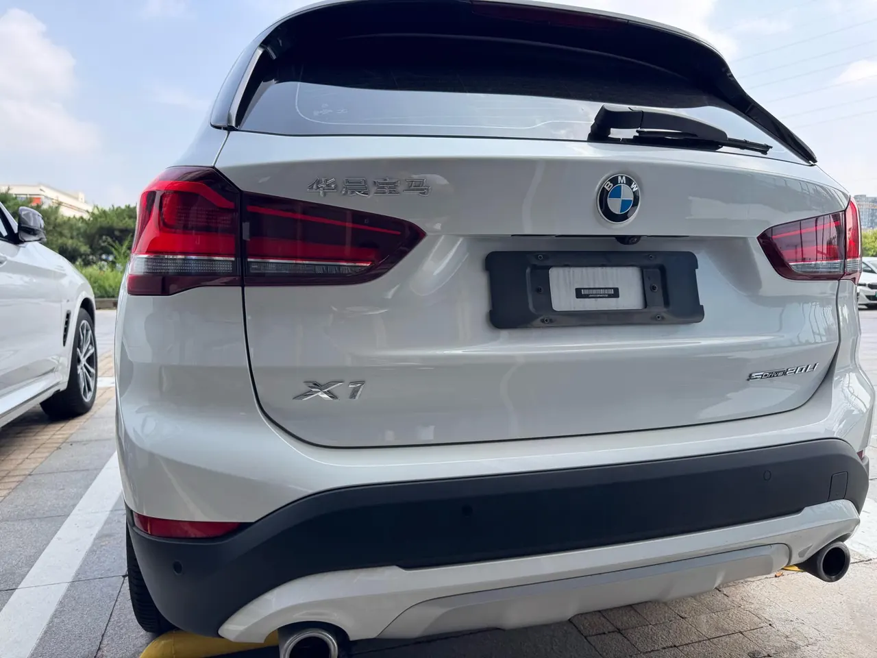 BMW 2022 X1 sDrive20Li 1.5T fashion automatic gear 7