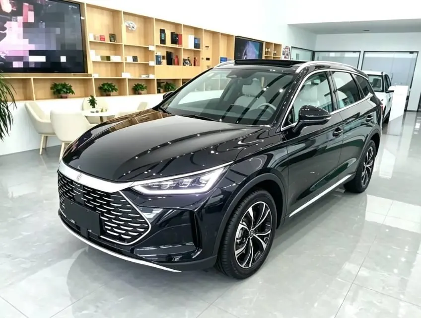 Open image lightbox: BYD Tang New Energy 2025 Tang DM-i 1.5T Stepless 115KM Honorable Automatic Gear