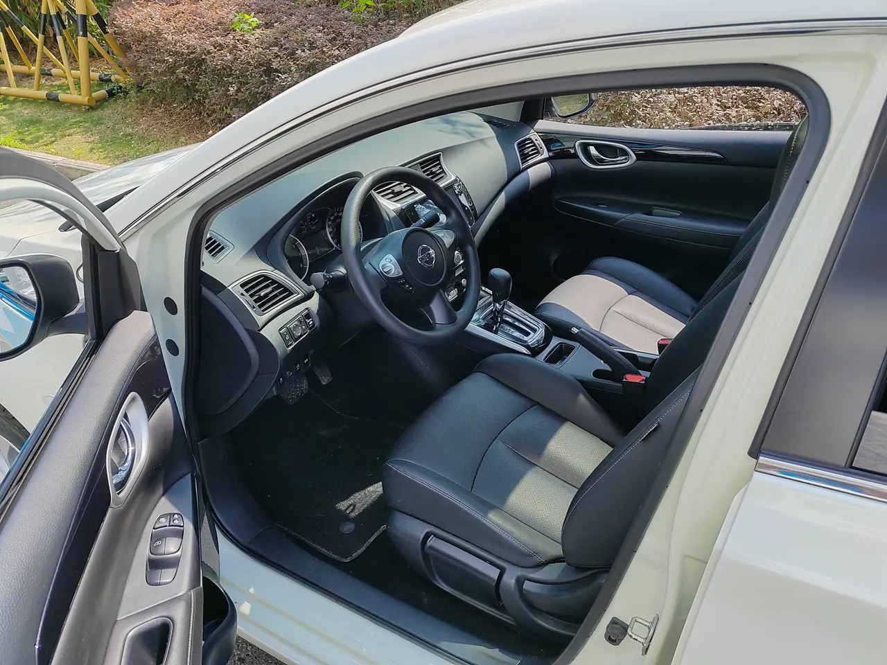 Nissan 2022 Sylphy Classic 1.6 Stepless XL Deluxe Automatic Gear 7